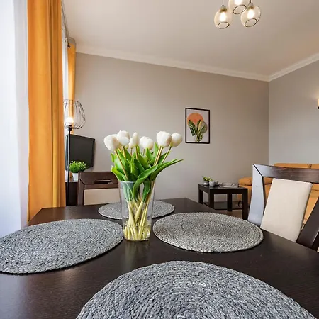 Amber Apartment *